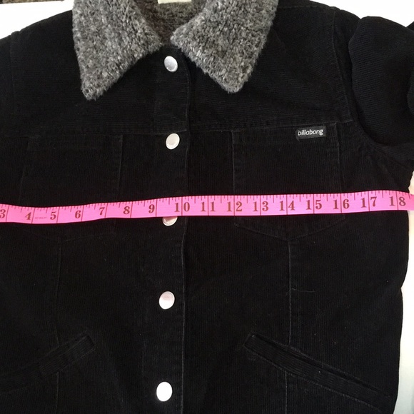 Black cord Billabong short Jacket Sz S - Picture 16 of 16